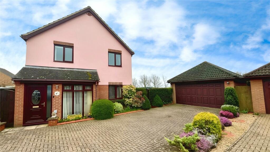 4 bedroom detached house for sale in Ward Way, Witchford, Ely