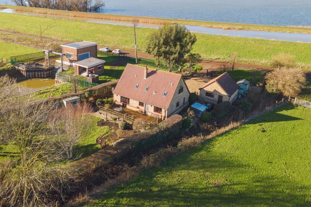 Main image of property: Hundred Foot Bank,, Pymoor,, Cambridgeshire,, CB6