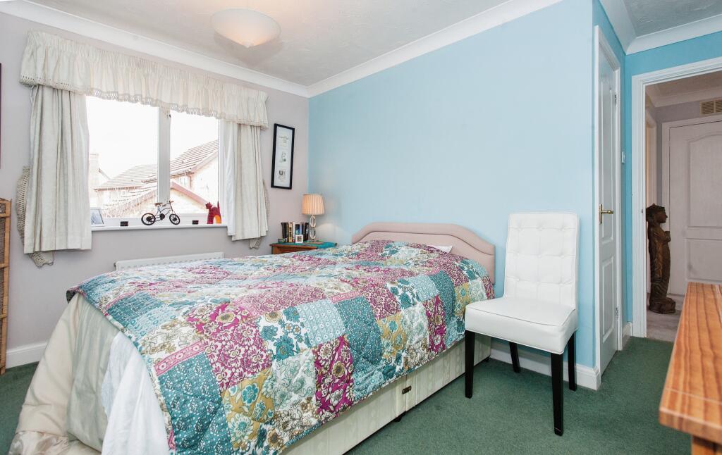 4 bedroom detached house for sale in Parsonage Way, Linton, Cambridge, CB21