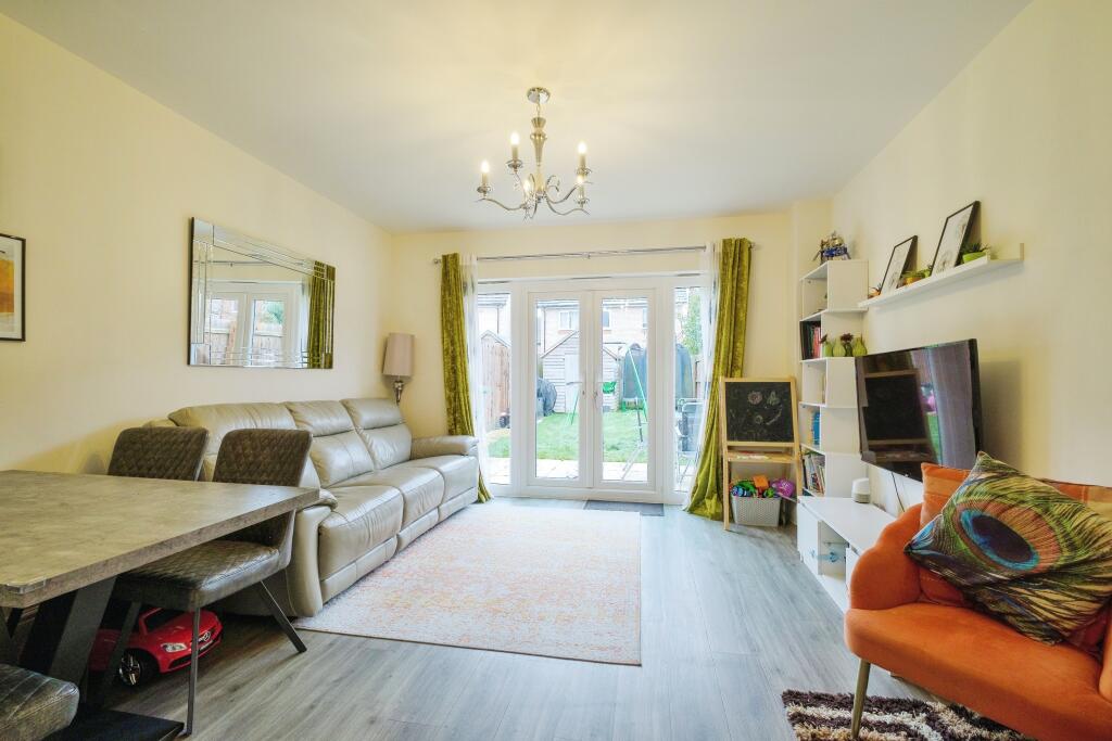 Additional property image - St. Edmunds Way, Hauxton, Cambridge, Cambridgeshire, CB22
