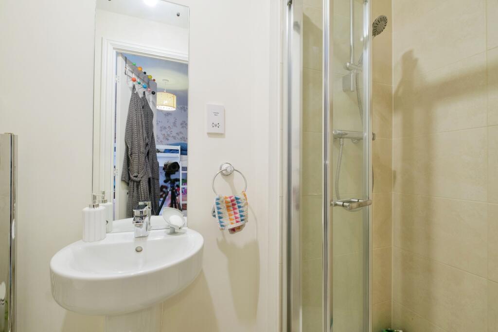 Additional property image - St. Edmunds Way, Hauxton, Cambridge, Cambridgeshire, CB22