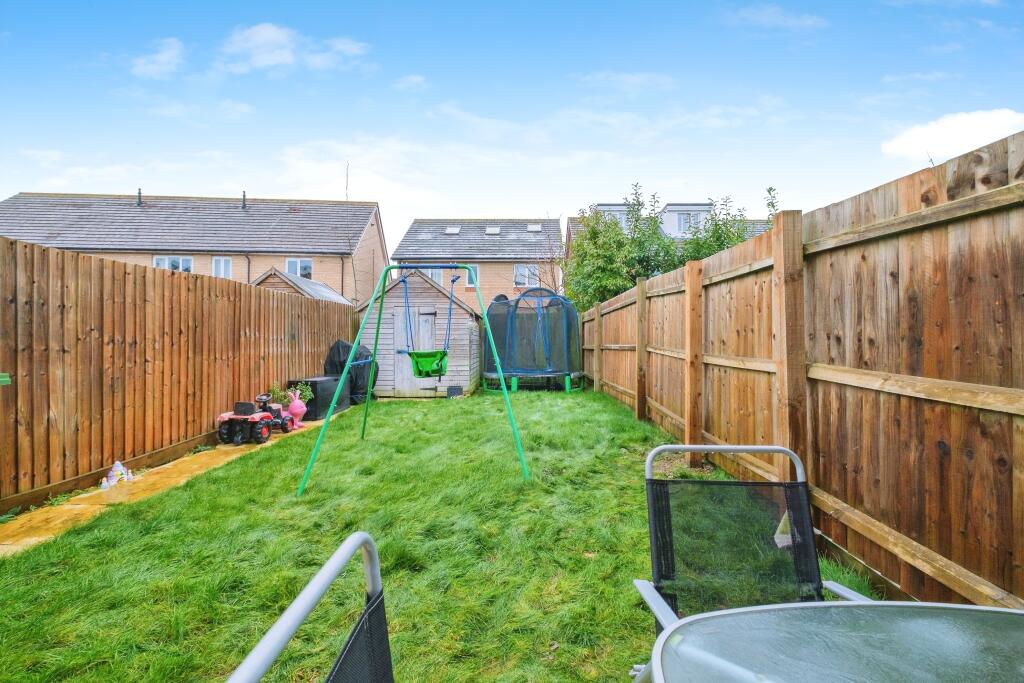 Additional property image - St. Edmunds Way, Hauxton, Cambridge, Cambridgeshire, CB22