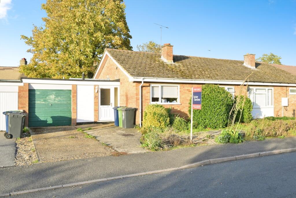 Main image of property: Sleford Close, Balsham, Cambridge, Cambridgeshire, CB21