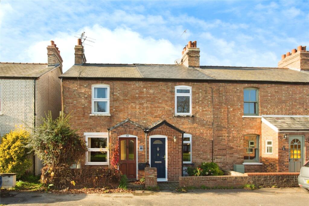 Main image of property: The Lane, Hauxton, Cambridge, Cambridgeshire, CB22