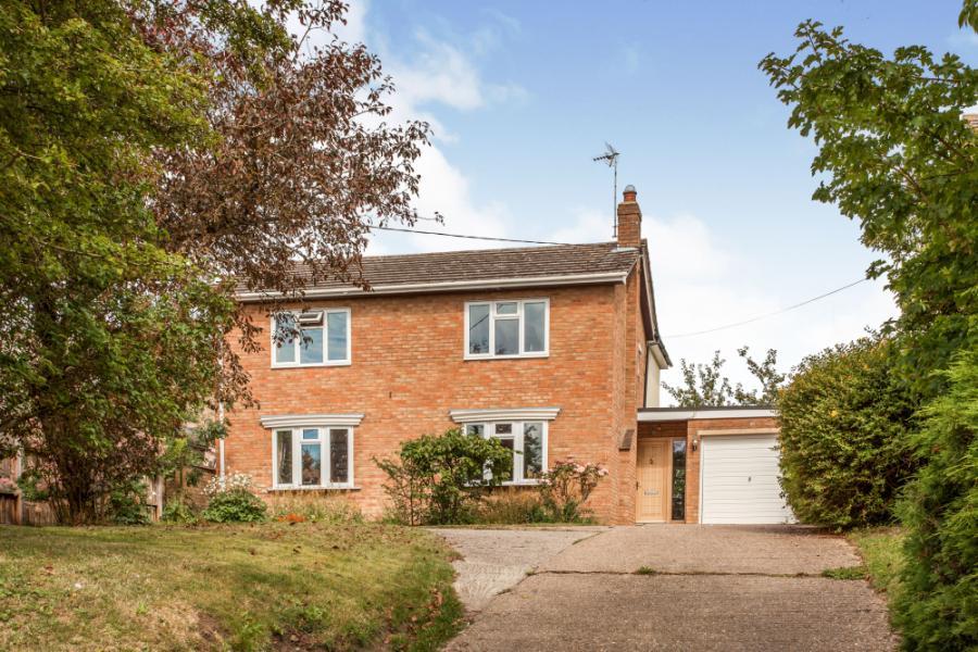 4 bedroom detached house for sale in High Street, West Wickham