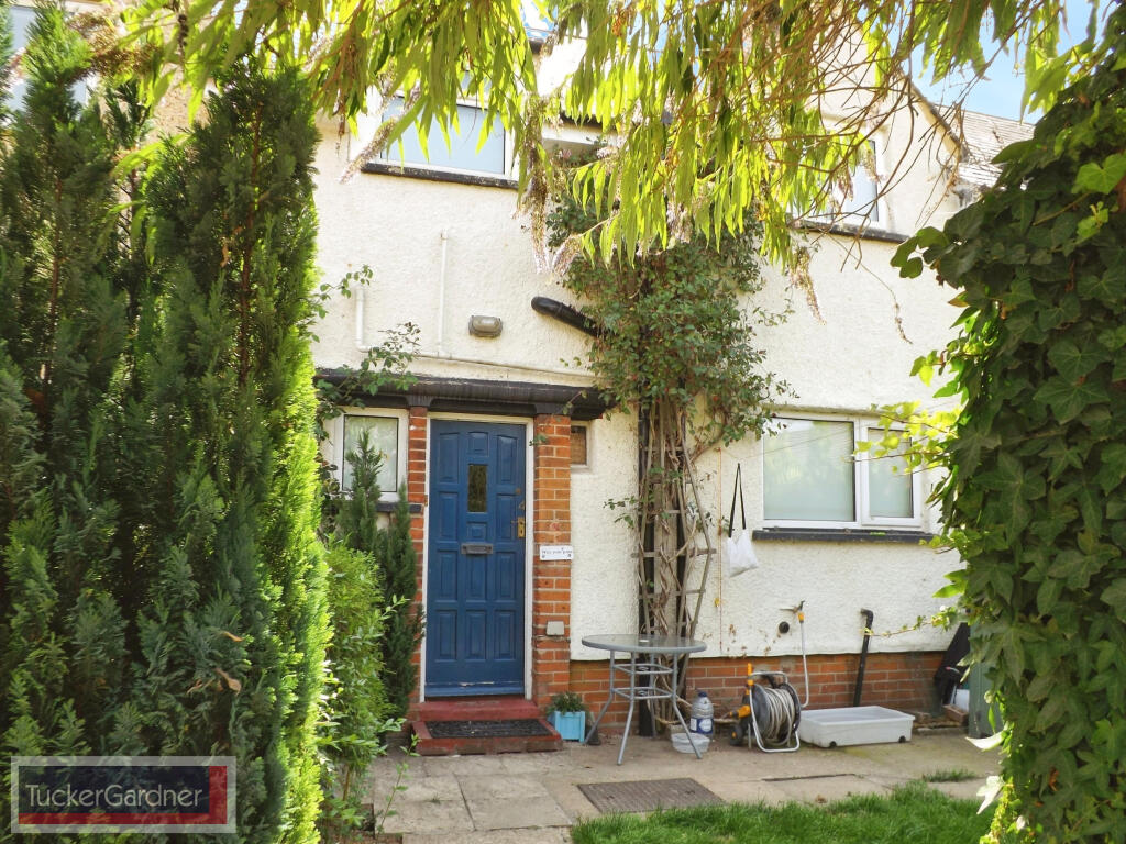 Main image of property: Woburn Place, Duxford