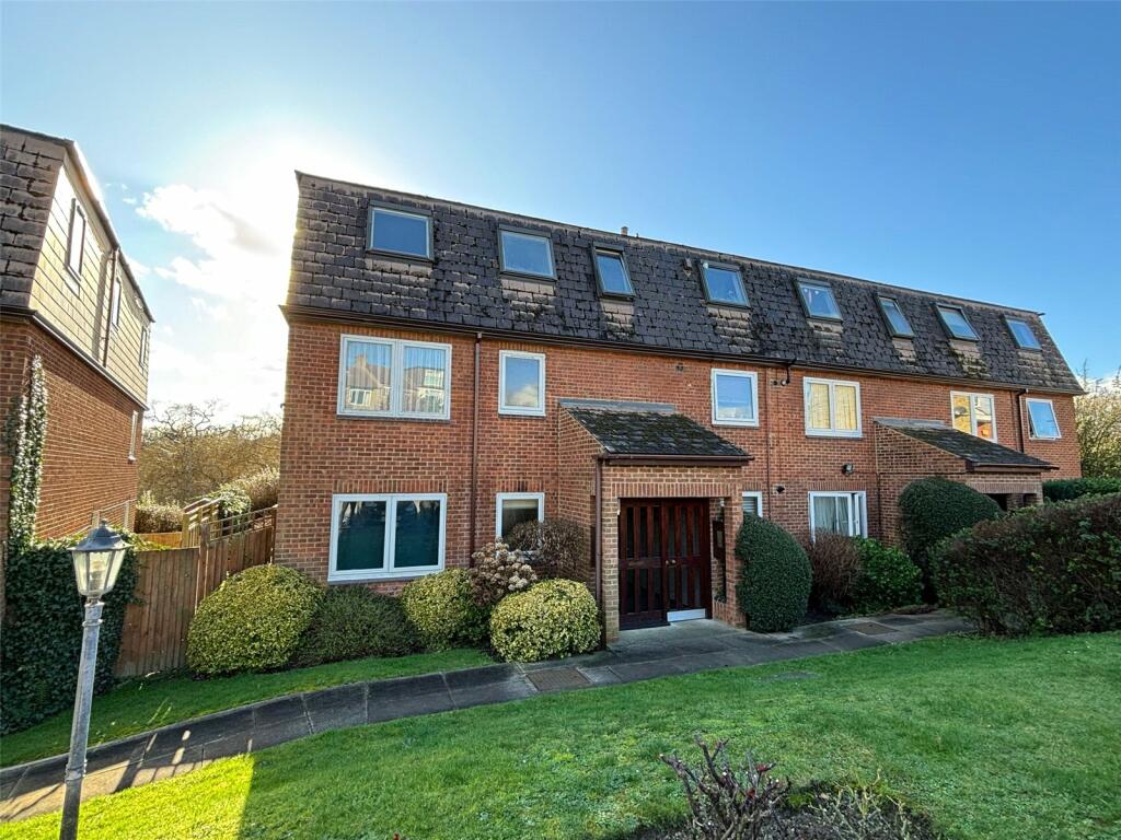 1 bedroom apartment for sale in Brookside, East EN4