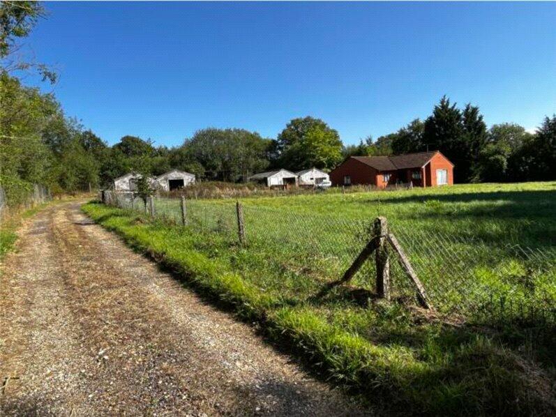 Additional property image - Woodfield Lane, Hatfield, AL9