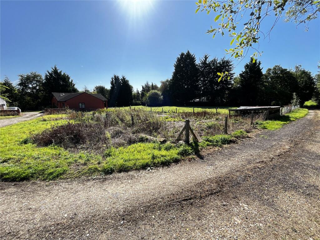 Additional property image - Woodfield Lane, Hatfield, AL9