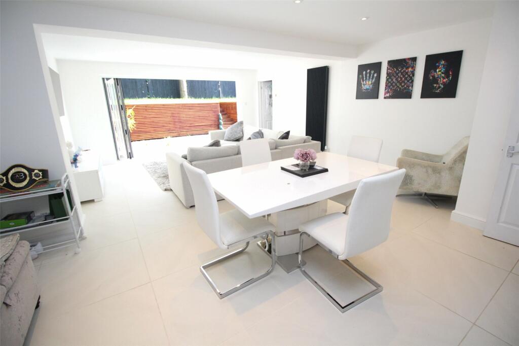 Additional property image - Glebe Close, Essendon, AL9