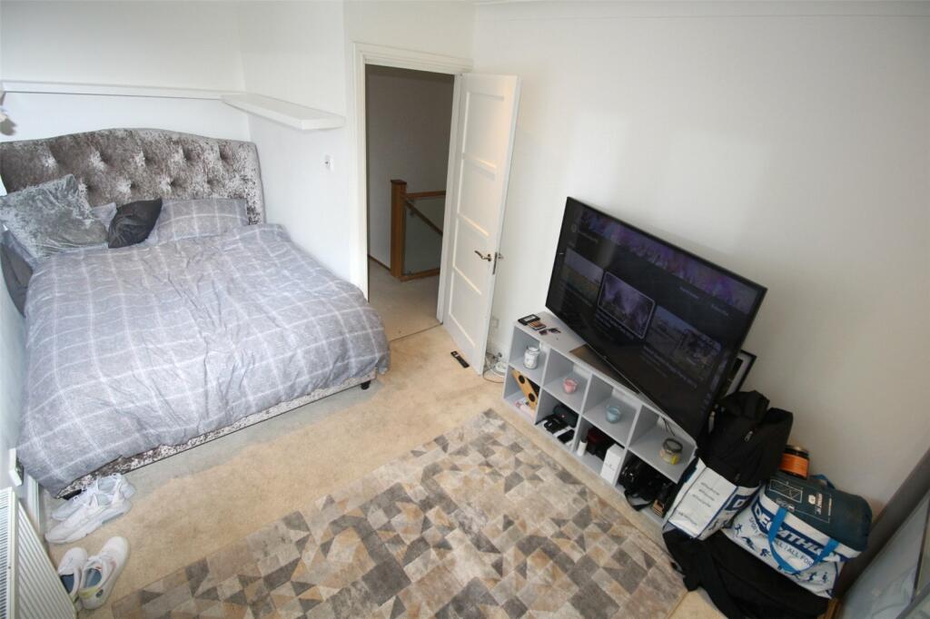 Additional property image - Glebe Close, Essendon, AL9