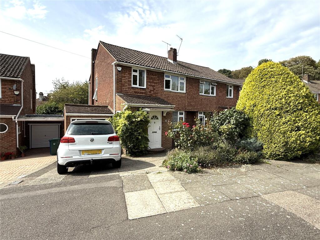 Main image of property: Mansfield Avenue, Barnet, Hertfordshire, EN4