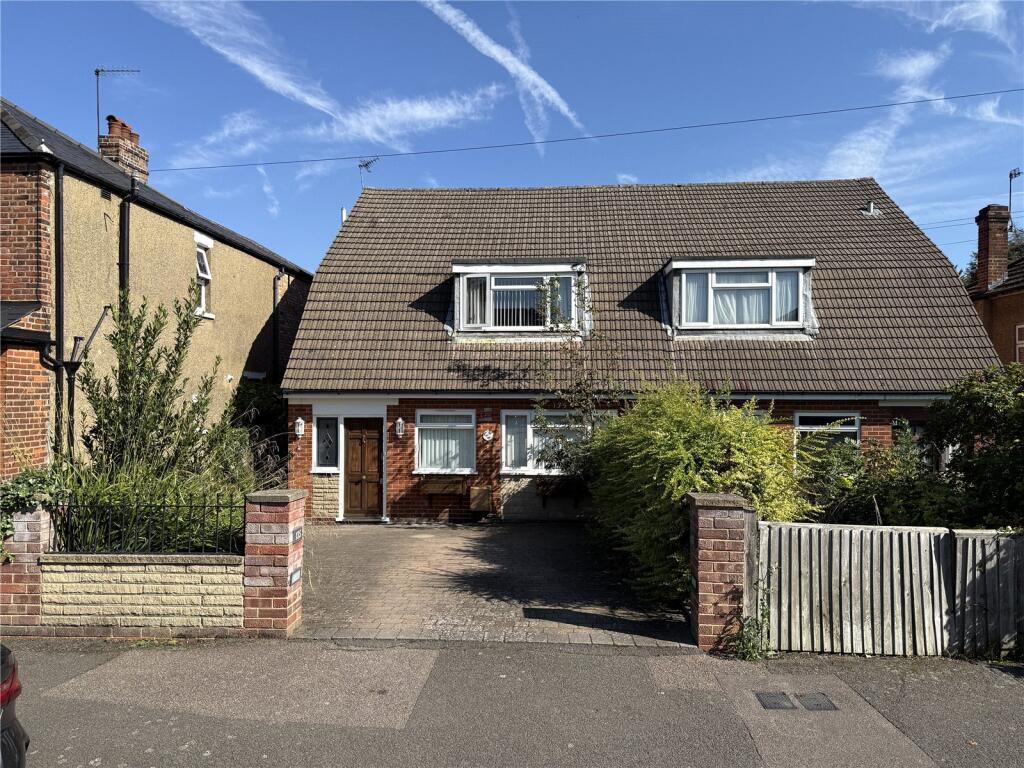 Main image of property: Crescent Road, New Barnet, Hertfordshire, EN4