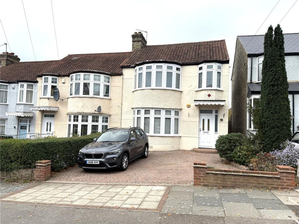 Main image of property: Ridgeway Avenue, Barnet, Hertfordshire, EN4