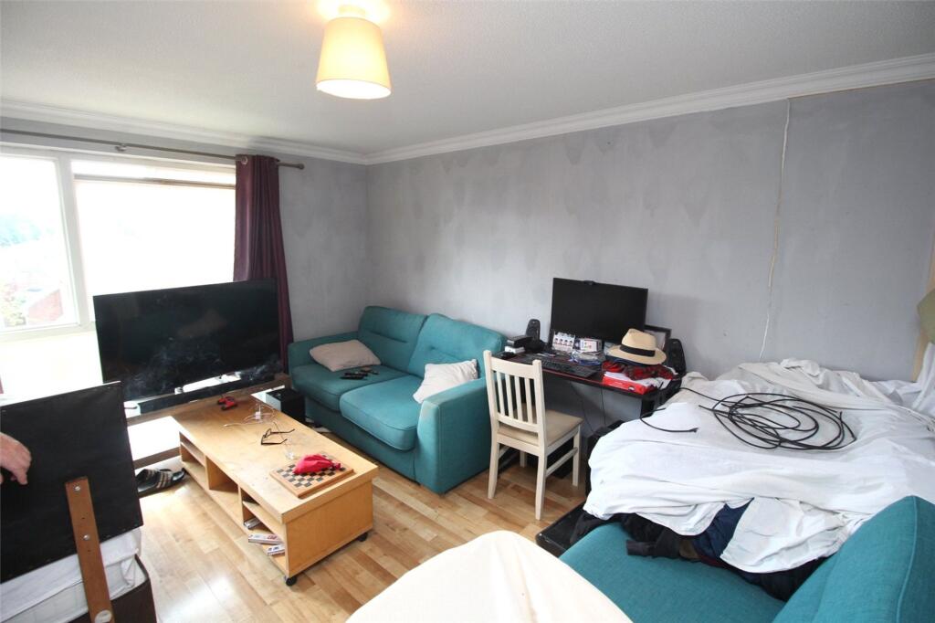 Main image of property: Shurland Avenue, Barnet, EN4