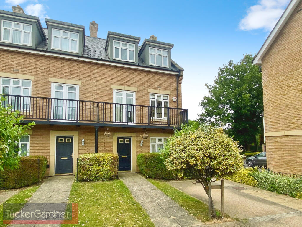 Main image of property: Pearl Close, Cambridge CB4 1QD