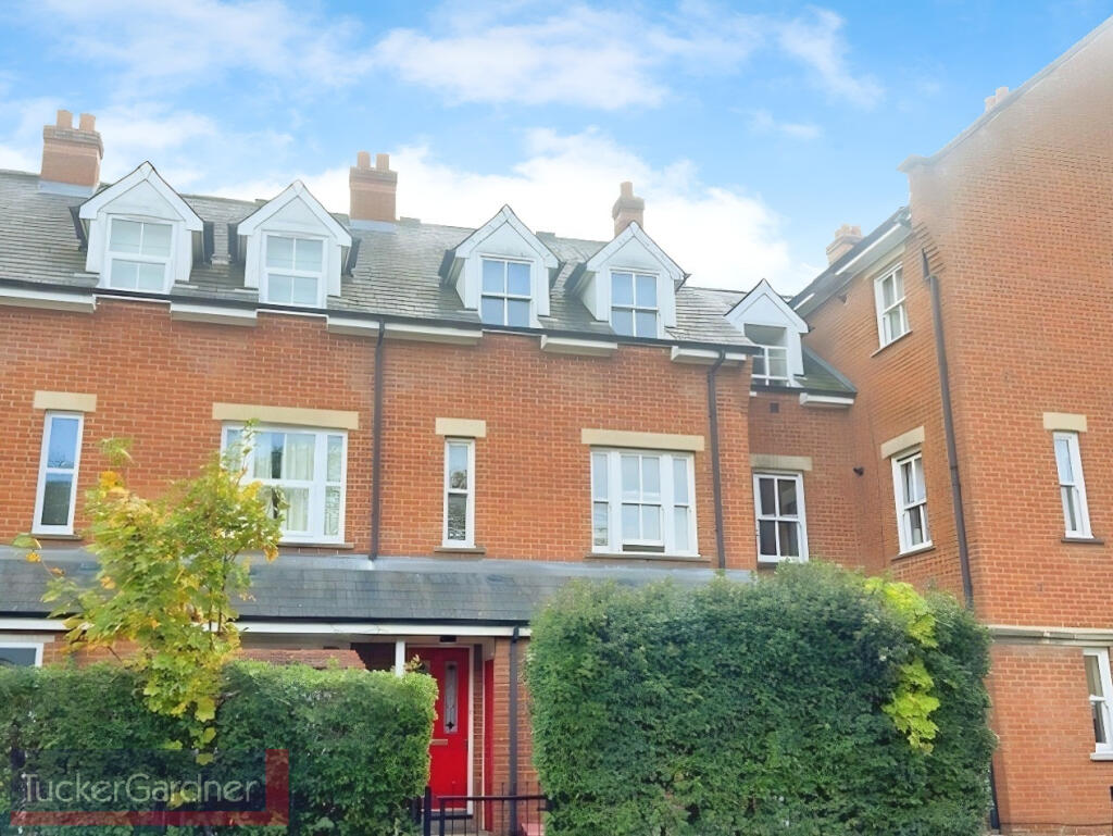 Main image of property: Ravensworth Gardens, Cambridge