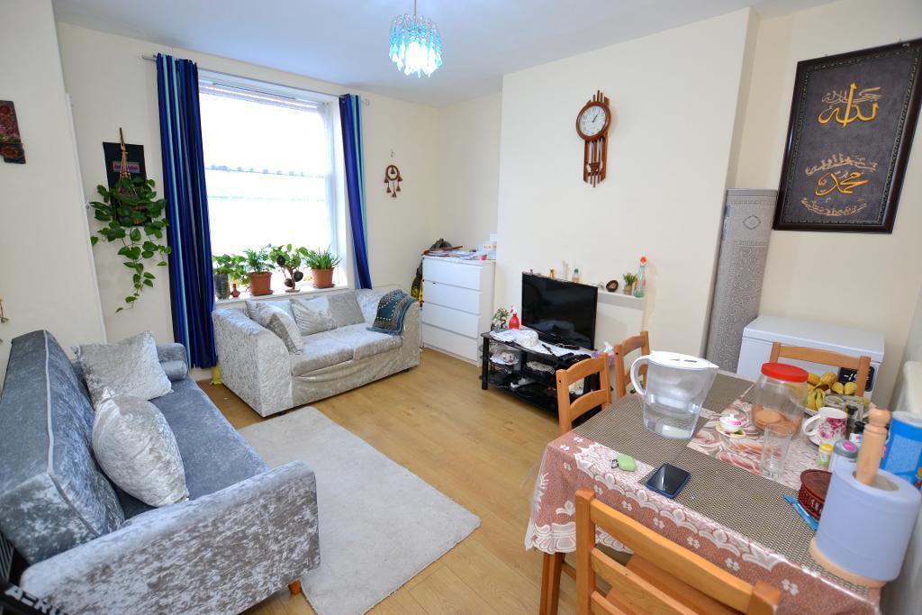 Main image of property: Shadwell Gardens, Shadwell, London, E1 2QQ