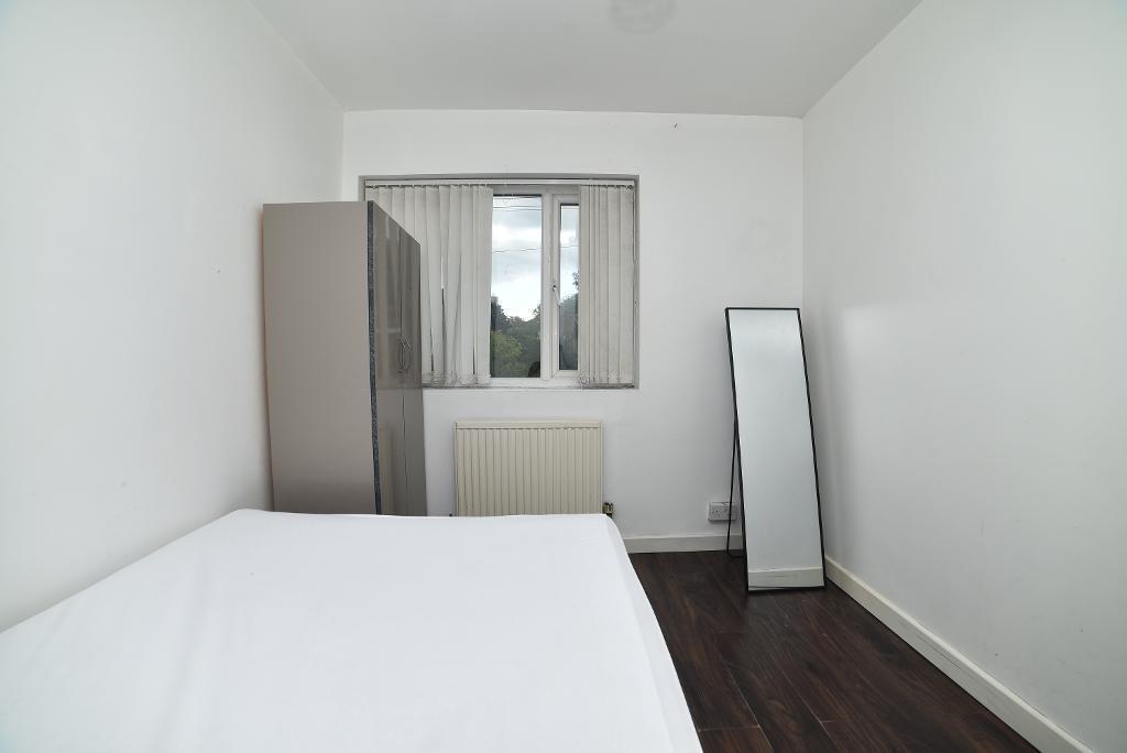 Main image of property: Carbis Road, London, E14 7TH