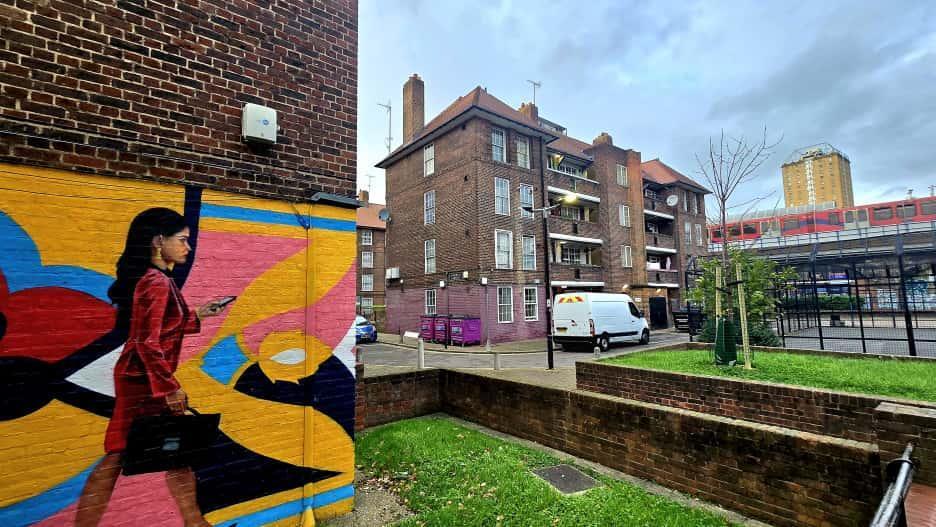 Main image of property: Shadwell Gardens, London, E1 2QQ