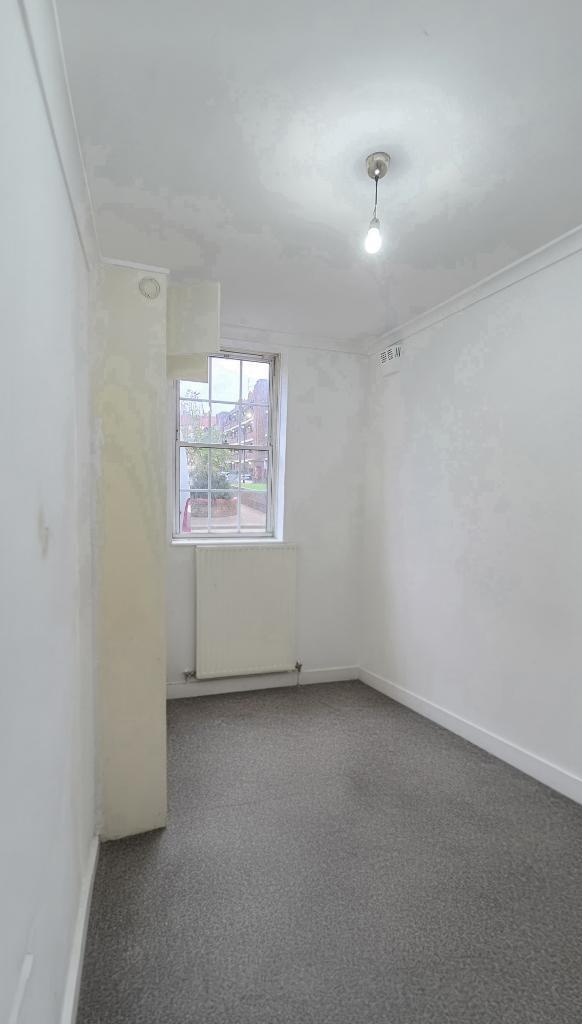 Main image of property: Shadwell Gardens, London, E1 2QQ