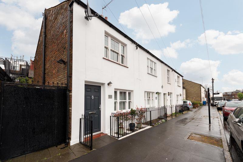 Main image of property: Gloucester Terrace, Crown Lane, London, N14