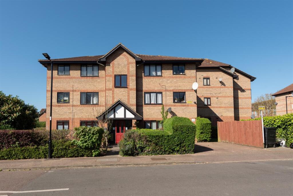 Main image of property: Dalrymple Close, London, N14