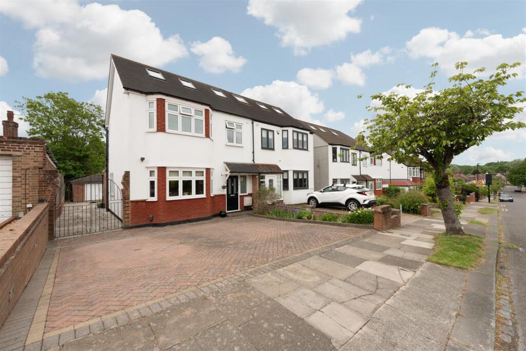 Main image of property: Oakwood Crescent, London, N21