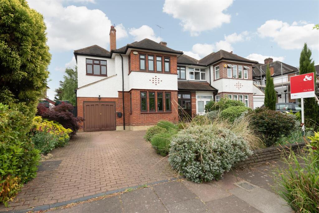Main image of property: The Ridgeway, London, N14