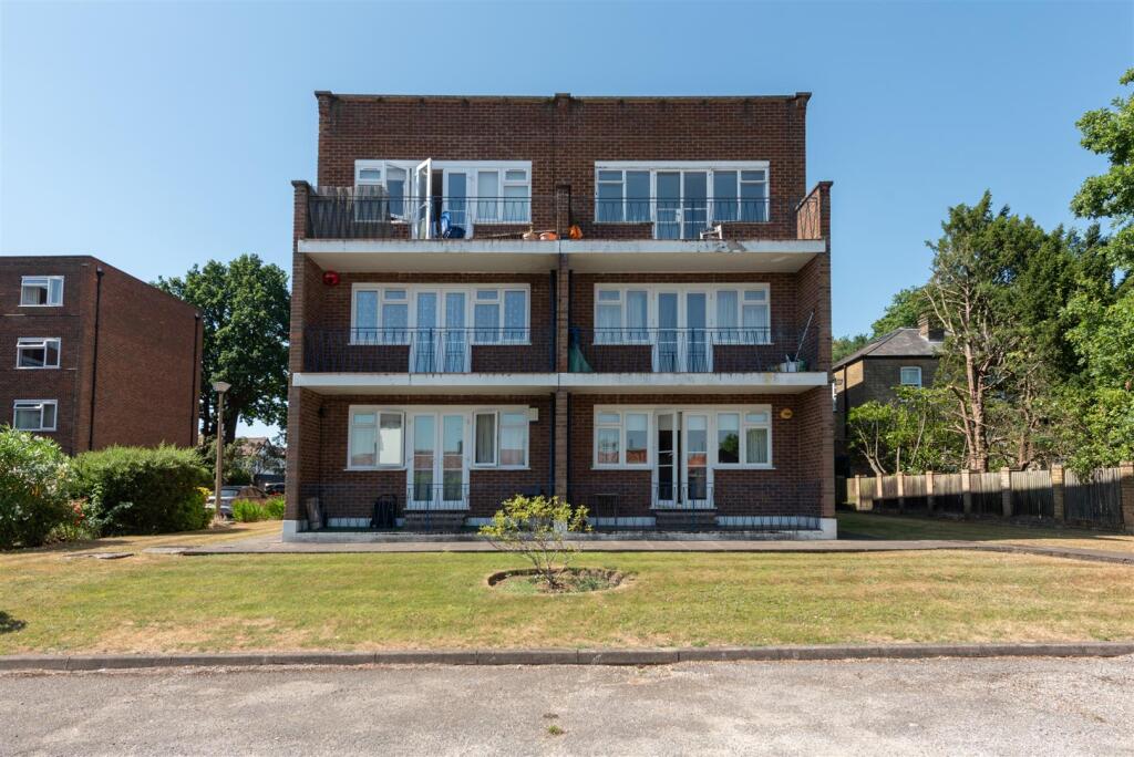 Main image of property: Henley Court, Chase Side, London, N14