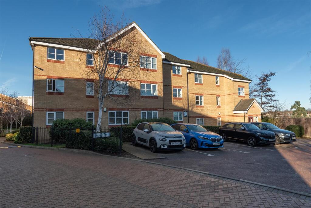 Main image of property: Coltswood Court, Pickard Close, London, N14