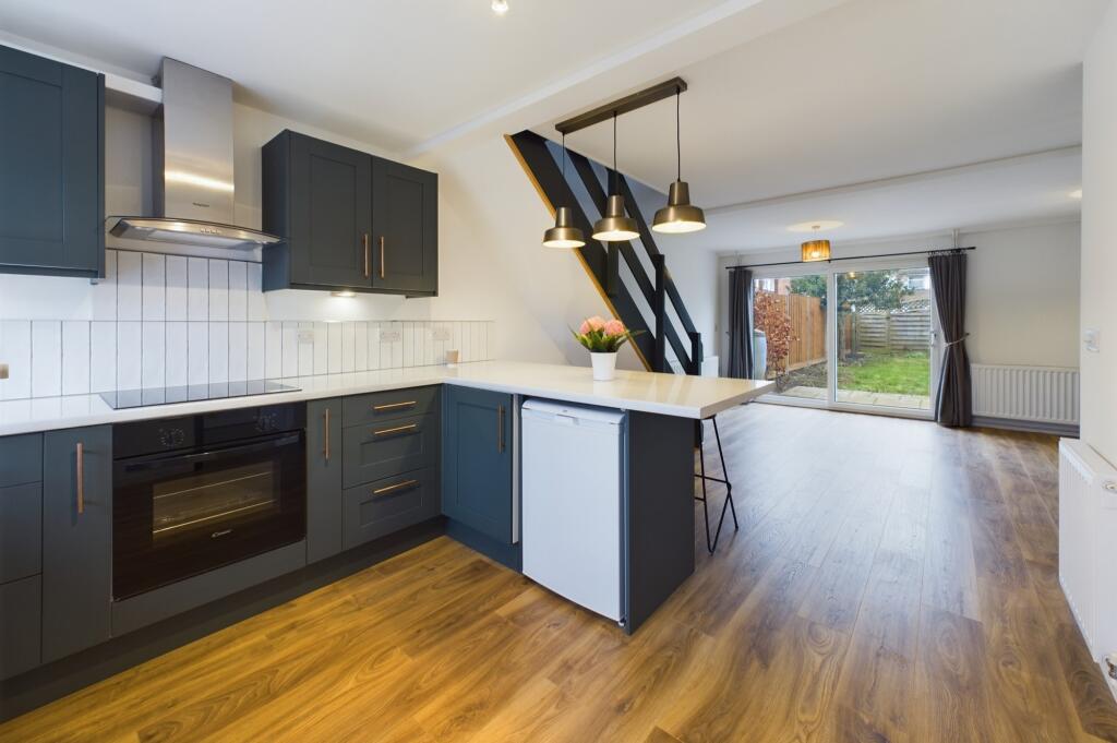 Additional property image - Cliveden Close, Cambridge