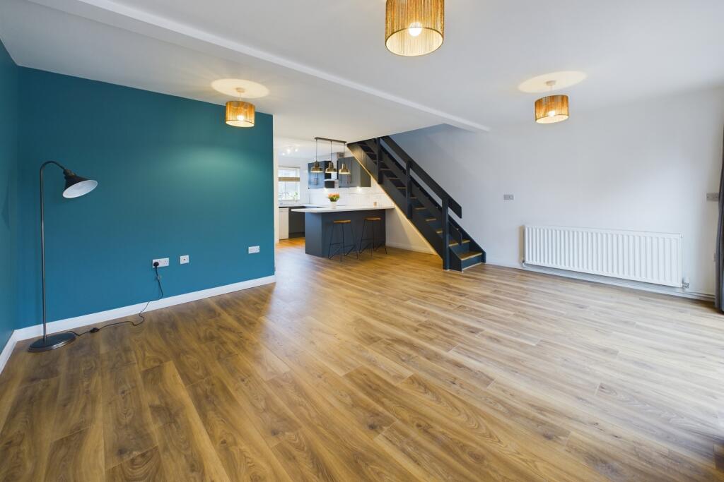 Additional property image - Cliveden Close, Cambridge
