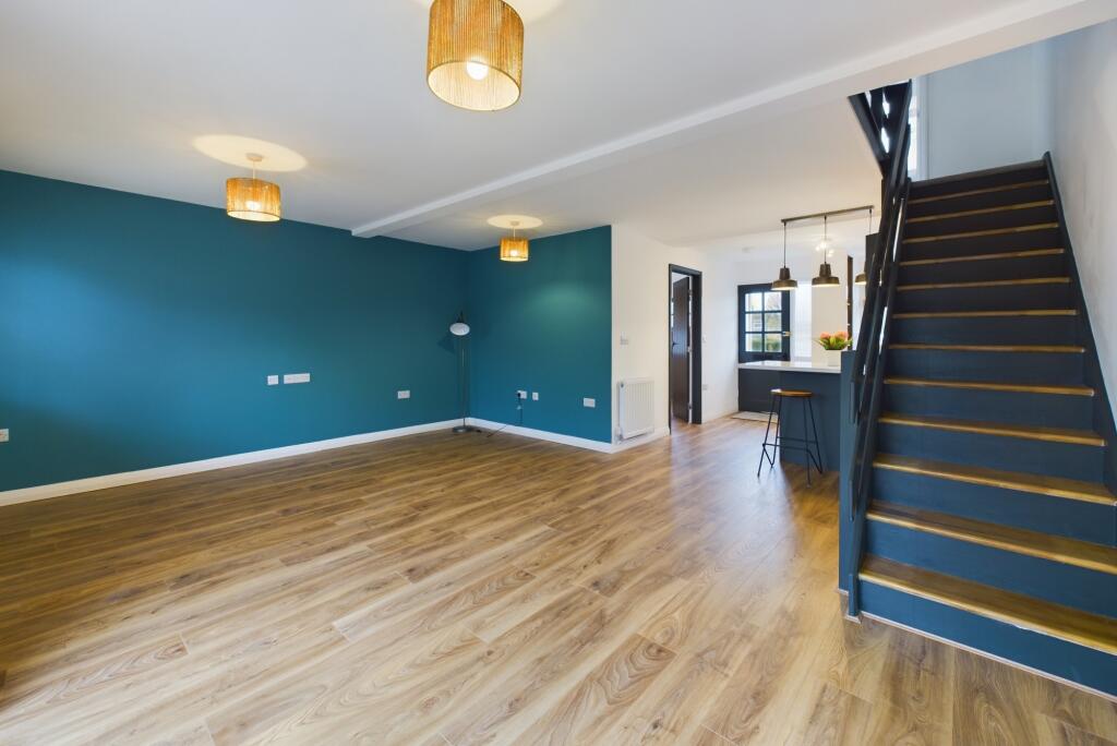 Additional property image - Cliveden Close, Cambridge