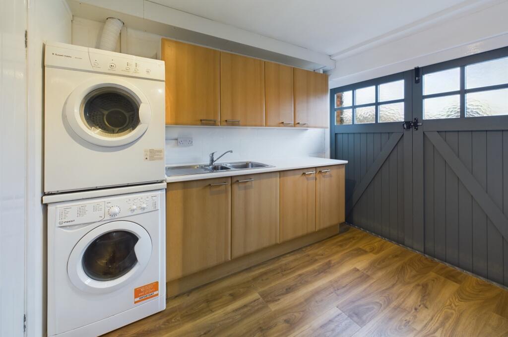 Additional property image - Cliveden Close, Cambridge