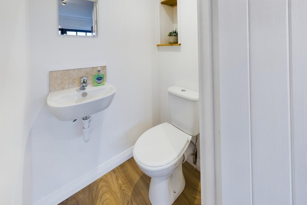 Additional property image - Cliveden Close, Cambridge