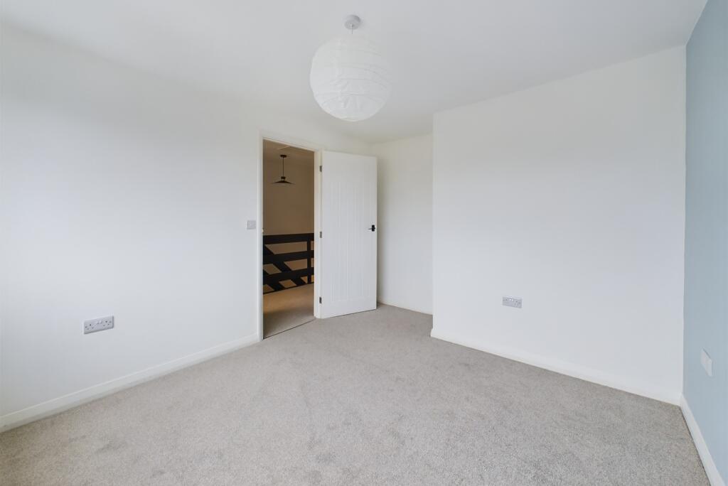 Additional property image - Cliveden Close, Cambridge