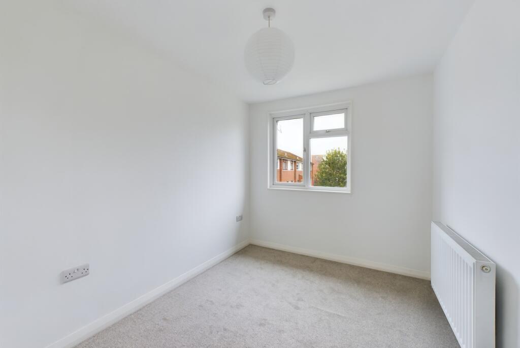 Additional property image - Cliveden Close, Cambridge