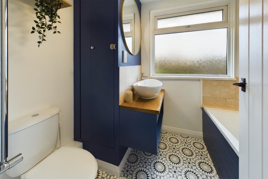 Additional property image - Cliveden Close, Cambridge