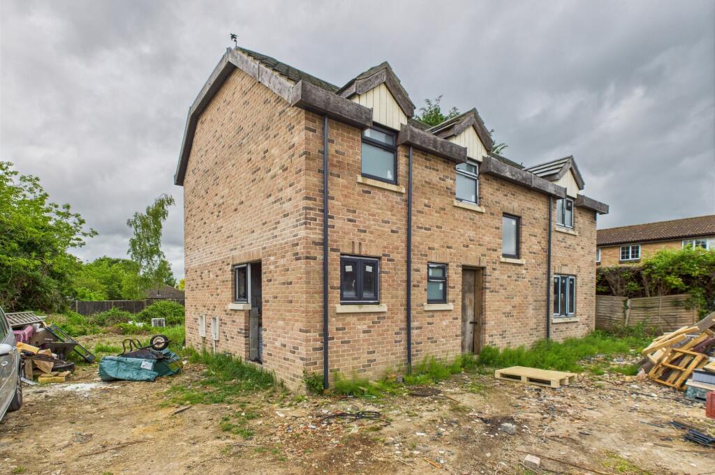Main image of property: Lark Rise, Hardwick, Cambridge