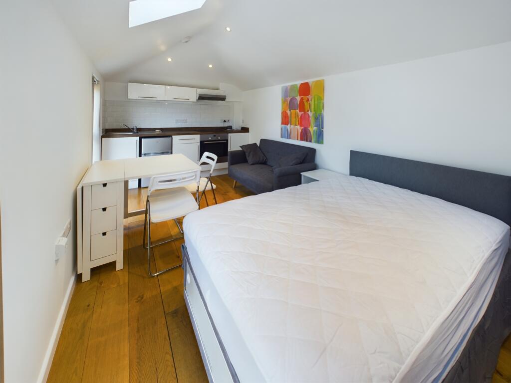 Main image of property: Thoday Street, Cambridge, CB1 3AS