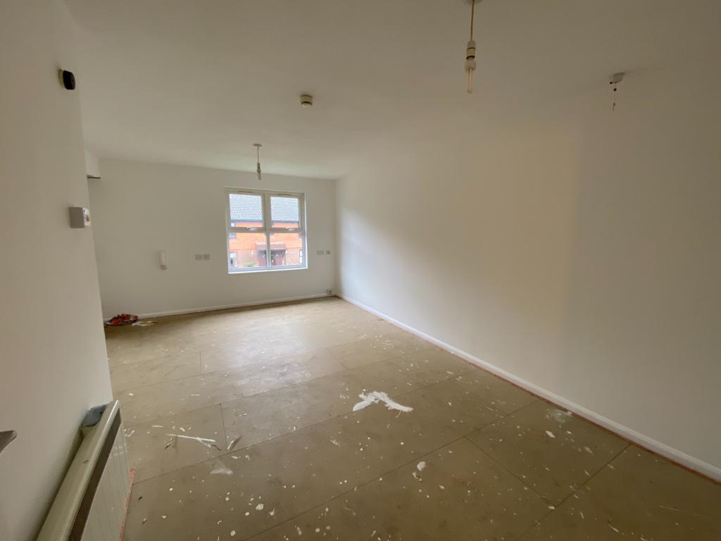 1 bedroom retirement property for sale in Goldsworth Park, GU21