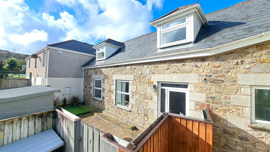 3 bedroom terraced house for sale in Globe Square, Carnkie, Redruth, TR16