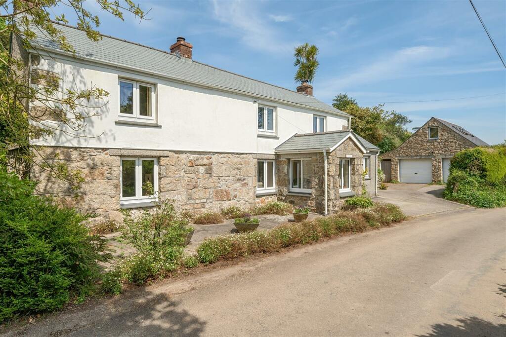 4 bedroom detached house for sale in Wheal kitty, Lelant Downs, Hayle, TR27