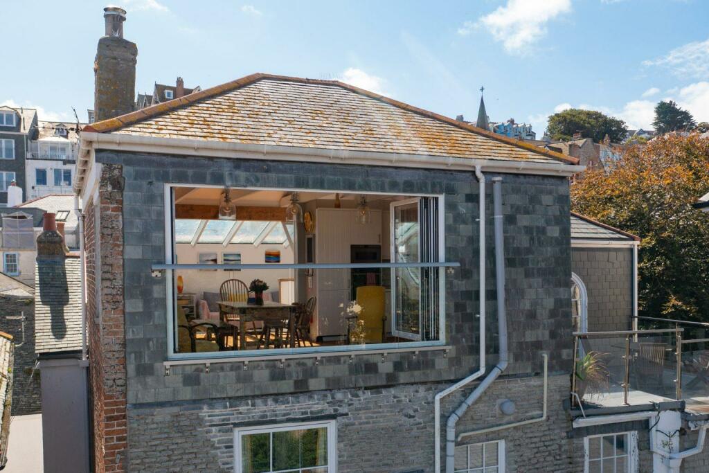 3 bedroom terraced house for sale in StreetAnPol, St. Ives, TR26