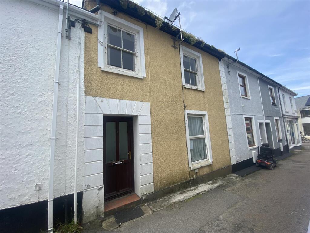 3 bedroom terraced house