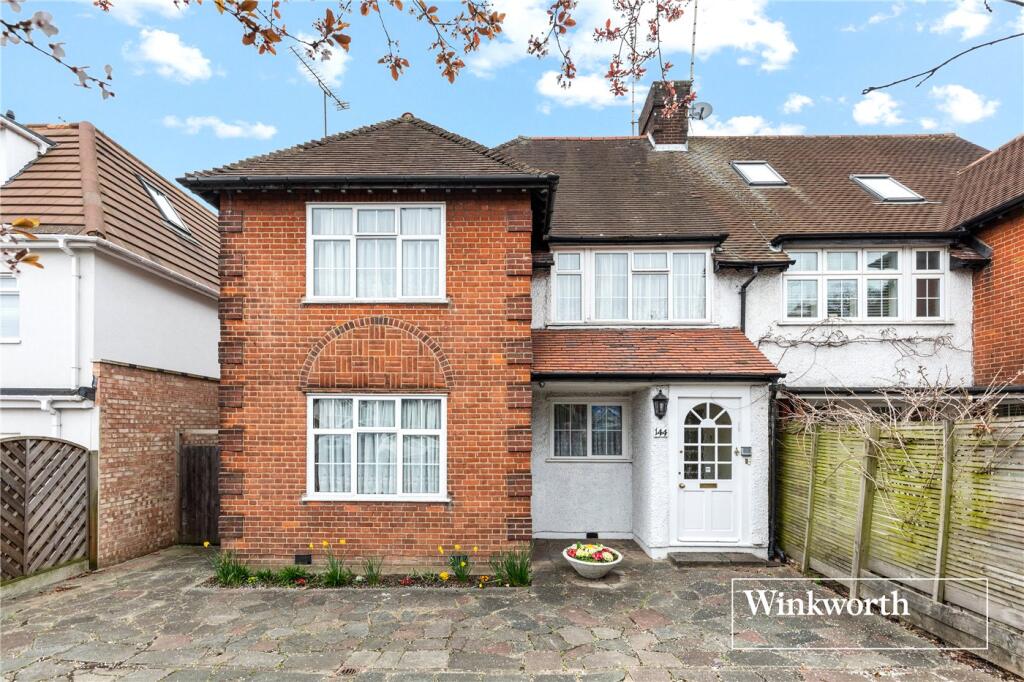 Main image of property: Hendon Lane, Finchley, London, N3