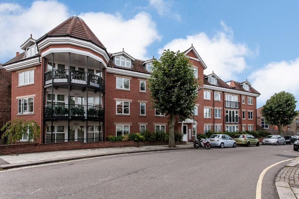 Main image of property: The Grove, Finchley, London, N3