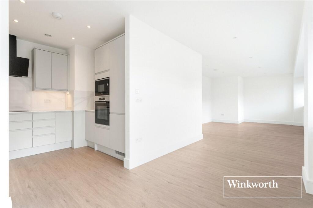 Main image of property: Arcadia Avenue, Finchley, London, N3