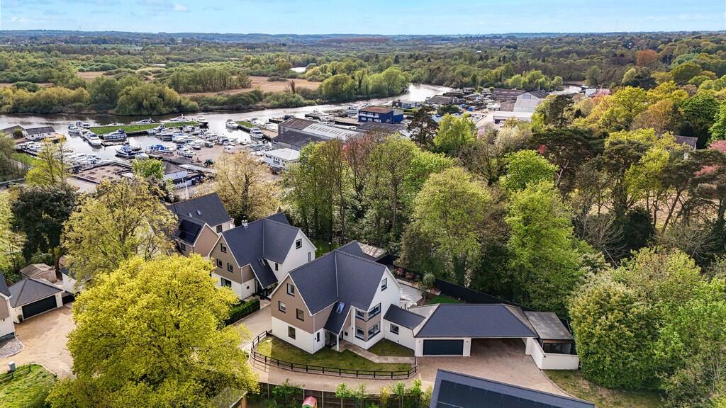 Main image of property: Station New Road, Brundall, NR13